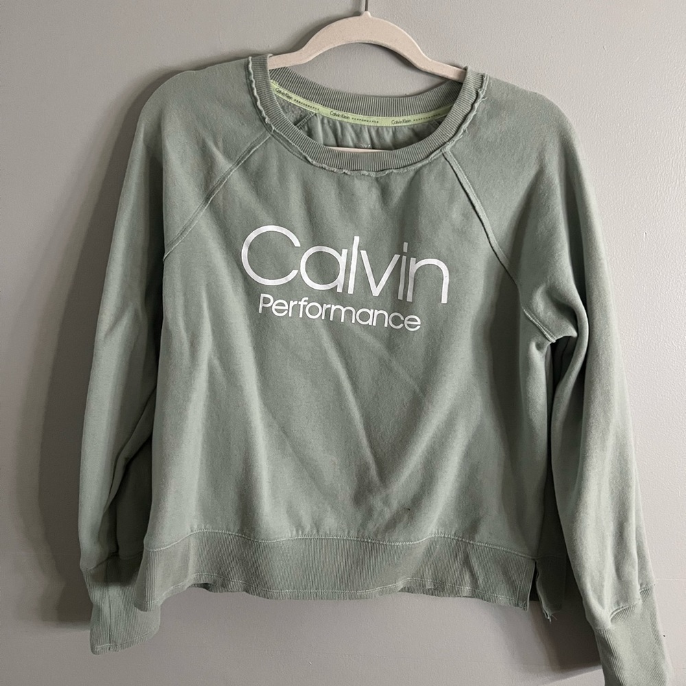 calvin klein crew neck size medium